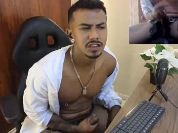 Mastermax_ big cock cam stud 23 yrs streaming live