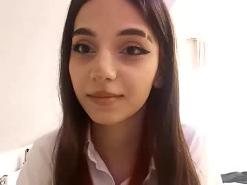 Maureenbuff, 18 years old, Goal  Lower my shorts — Show a basic belly roll! / My name is Vanesa, new experience to me, hope it turns out well. #18 #young #teen #new #shy [31 tokens remaining], webcam photo
