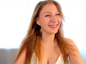 Maureencoombs, 23 years old, GOAL: handbra [319 tokens remaining] Welcome to my room! #new #cute #bigboobs #skinny #shy, webcam photo