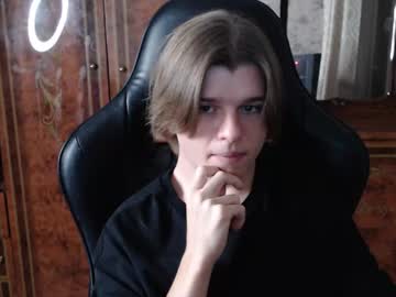 Live cam boy Maxplay18, 20 yrs – Hot Male Cams