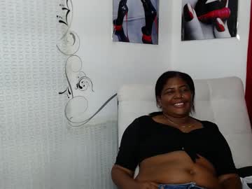 Maya_goldenst, GOAL: Spank ass [84 tokens remaining] Welcome to my room! Let´s play with Maya #Feet #Ebony #Mature #Latina #new, webcam photo