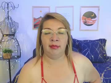 Maylinleee, 45 years old, Goal: ??Sexy Dance all naked? #new #milf #lovense #mature #pvt - Next Goal: ??Show Panties?, webcam photo
