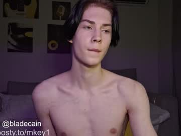 Live twink cam Meetmikee, age 20 yrs nude and streaming