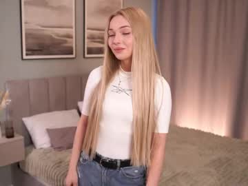 Mega_tron_, 18 years old, Radiant smile for you :)Hello! I'm new here and would love to meet you all  #new #18 #blonde #young #shy [24 tokens remaining], webcam photo