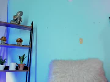 Meggan_jade • natural19y • myroom • public