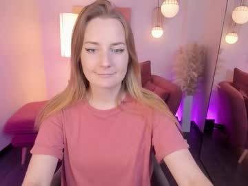 Meggysun, 30 years old, Heey! Im #new here! Tease with tongue^^ Day ?2 #blonde #natural #milf #nonude [45 tokens remaining], webcam photo