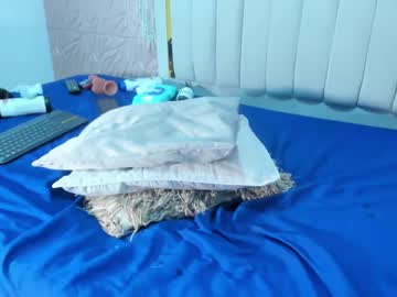 Squirting cam girl Melody_megann age 30 yrs live now
