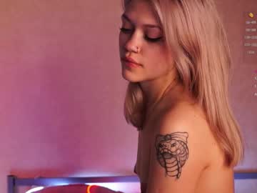 Catch me live as Meow_meow_mia, age 20 yrs in premium male cam shows