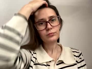 Hairy cam model Mesmerizing_hypn0_goddess, 24 yrs live now
