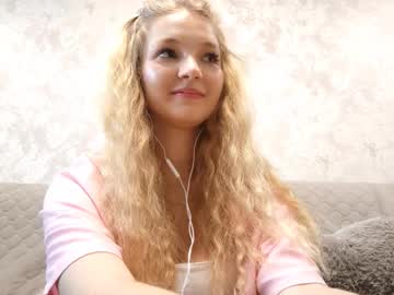 Metavonasek, 18 years old, Goal: Bend over face breasts to camera ^^? Nice to meet you ! I'm Ria!  #shy #new #18 #cute #blonde [86 tokens remaining], webcam photo