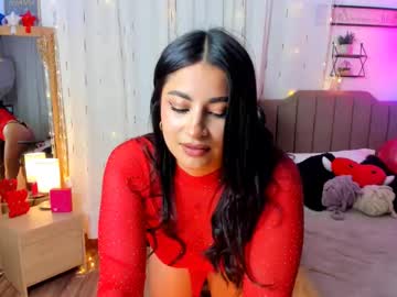 Mia_dahdal • latina26y • In Your Bed • public