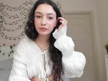 Mia_maiden, 18 years old, jumps on the bed [63 tokens left] #new #young #teen #smalltits #shy, webcam photo