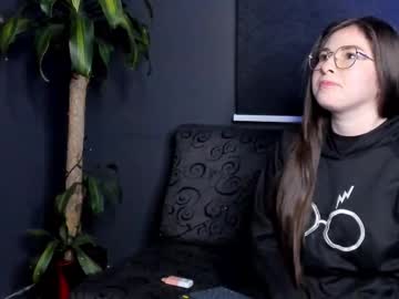 Mia_tussy, 29 years old, GOAL: Spank Ass [18 tokens remaining] My Firts Day Here On CB #bigass #bigboobs #anal #milf #new, webcam photo
