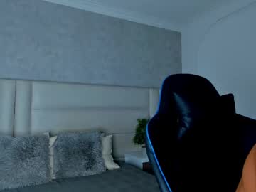 Michael_reinolds big cock cam stud 23 yrs streaming live