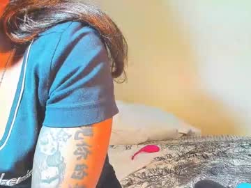 Squirting cam girl Midnightrider00 age 23 yrs live now