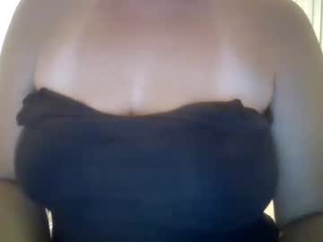 Midniteaction • bigtits • Florida, United States • public
