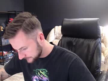Hairy cam model Mihasikd, 24 yrs live now