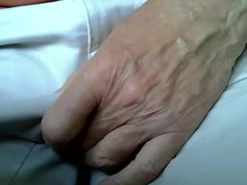 Catch me live as Mikeybed, age 77 yrs in premium male cam shows