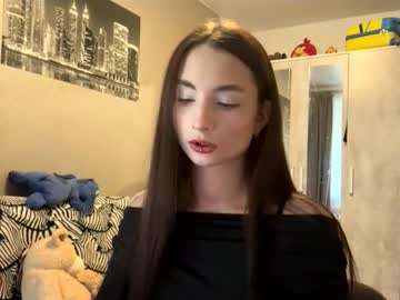 Minhblomme, 18 years old, Goal:  HandBra + Panties <3: Hi, I’m #new here ? #shy #cute #18 #teen [174 tokens remaining], webcam photo
