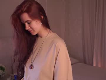 Minhbrush, 18 years old, I am #new here! | Goal: lick my lips closely<3  | I am #18 yo and i am little #shy #smalltits #natural [0 tokens remaining], webcam photo