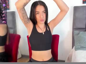 Squirting cam girl Miqeila_sweet age 26 yrs live now