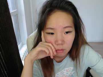 Skinny Asian cam girl Mira_g live in HD