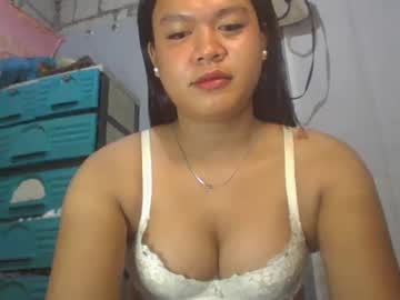 Skinny Asian cam girl Miss_georgina69 live in HD
