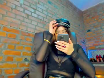 Feet Cams Live model Mistress_milana_, age 26 streaming Foot Fetish VR
