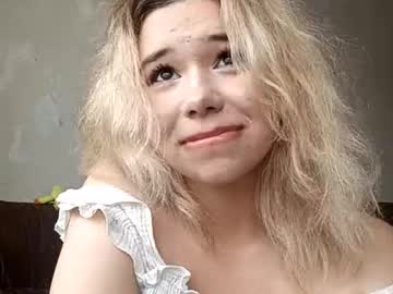 Misty_kayla, 18 years old, Goal: a little flash my butt   ? #New #18 #bigboobs #blonde #cute [70 tokens remaining], webcam photo