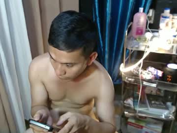 Catch me live as Mitsubishixxx in premium male cam shows