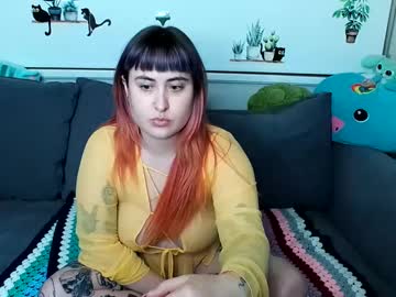 Mizz_fieldss, 26 years old, GOAL: TITS OUT!--444 [994 tokens remaining] first stream-lush in! lets get naughty! #new #switch #hairy #naturalbigtits #fatass, webcam photo
