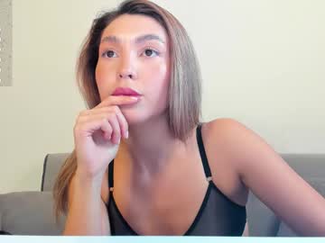 Molly_anderson_, goal -For a good start #shy #new #teen #daddy #bigass [0 tokens remaining], webcam photo