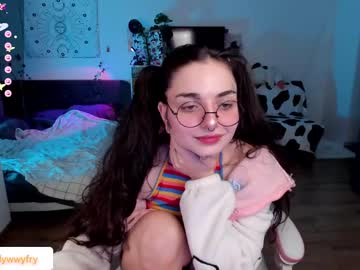 Mollydoorsis • flexible20y • England, United Kingdom • public