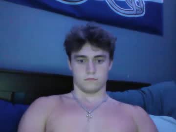 Live cam performer Montylonthago598 streaming now