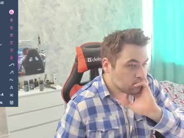 Live gay cam model Morlaios streaming now in HD