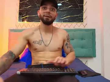 Muscle cam star Mr_dominik, 29 yrs