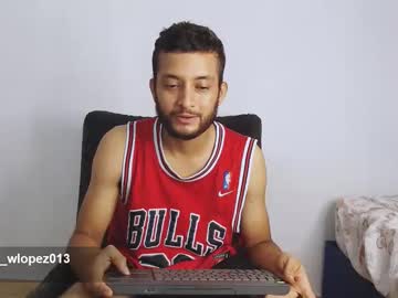 BDSM Master Mr_wlopez013 28 yrs live domination webcam