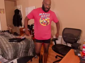 Catch me live as Mrchuckdailyxxx, age 34 yrs in premium male cam shows