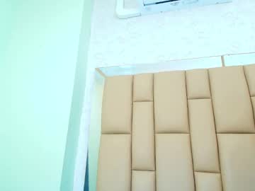 Squirting cam girl Mss_samy age 18 yrs live now