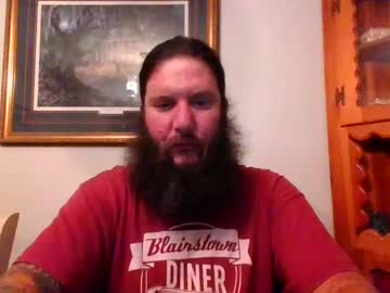 Hairy cam model mudge (hairy,  tall,  beard,  tattoo) streaming live in HD