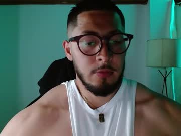 Muscle_cock32 big cock cam stud 25 yrs streaming live