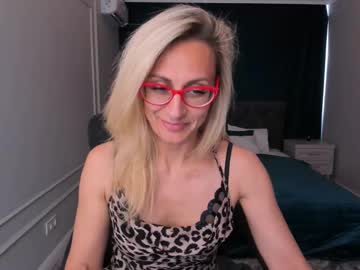 Live Milf Museofstage, 44 yrs - Hot Milf Cams