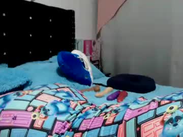 Squirting cam girl Myrandafliiers age 28 yrs live now