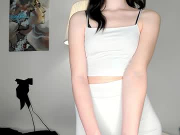 Naomilill, 18 years old, GOAL: squeeze my boobs [9 tokens remaining] Welcome To My Room #shy  #student #18  #bigboobs #bigass, webcam photo