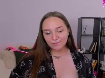 Naomimill, 20 years old, Show the outfit [10 tokens left] Heey? Glad to see you!! I'm new here, let's have fun together!? #new #curvy #shy #bigass #bigboobs, webcam photo