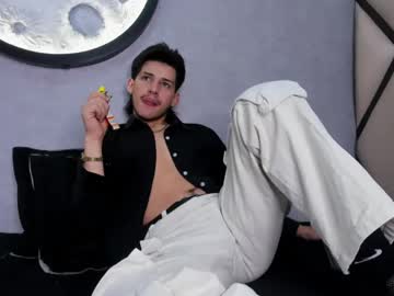 Nathan_ferrara0, 19 years old, Current Goal: Get Naked at 90 tokens -- Next Goal: Masturbate X8 min -- Cum show final goal #new #feet #bigcock #cum #young, webcam photo