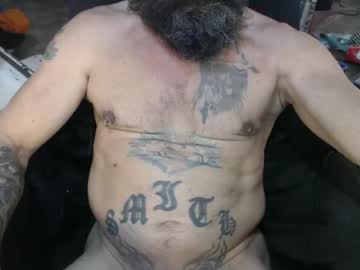 Muscle cam star Naturenaked