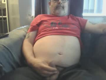 Naturistmale45 • dadbod • England, United Kingdom • public