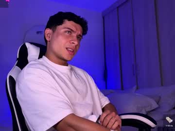 Live gay cam model Nicocruzz21 yrs streaming now in HD