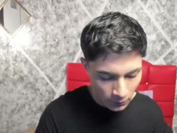 Live gay cam model Nicorushh23 yrs streaming now in HD